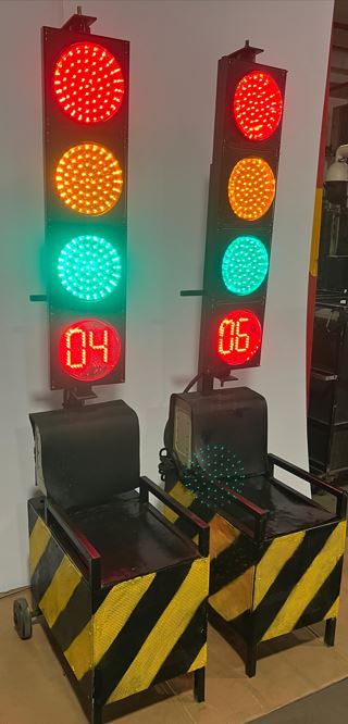 Traffic light LED indicator